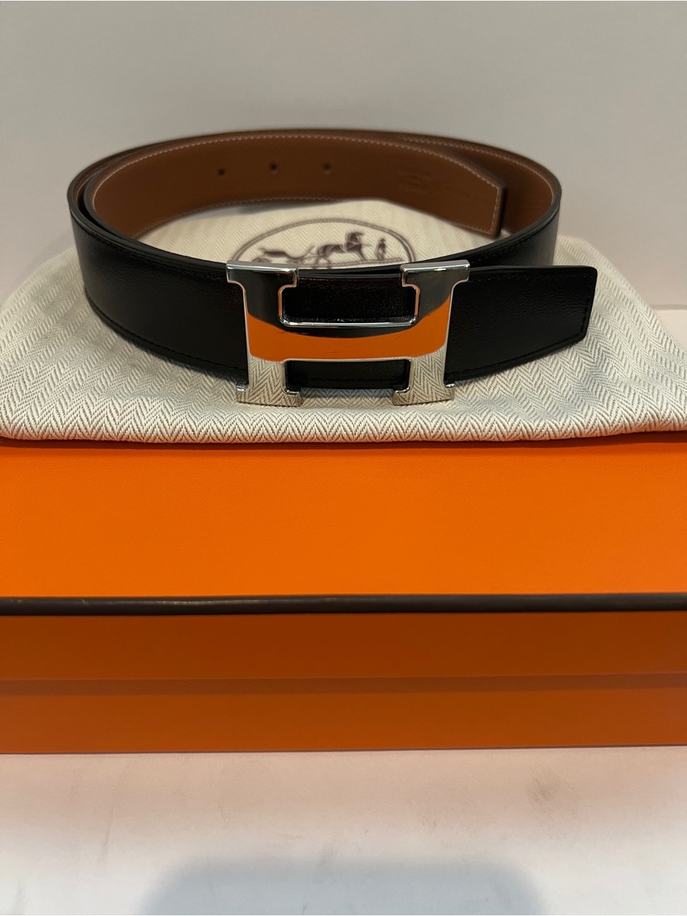 Hermes Black Leather Reversible Belt with Silver H Buckle and Brown Interior